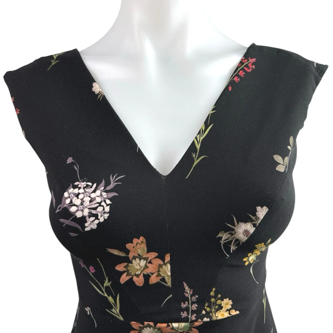 Zara Woman Black V Neck Cap Sleeve Floral Knee Length Sheath Dress Size XS - Image 7