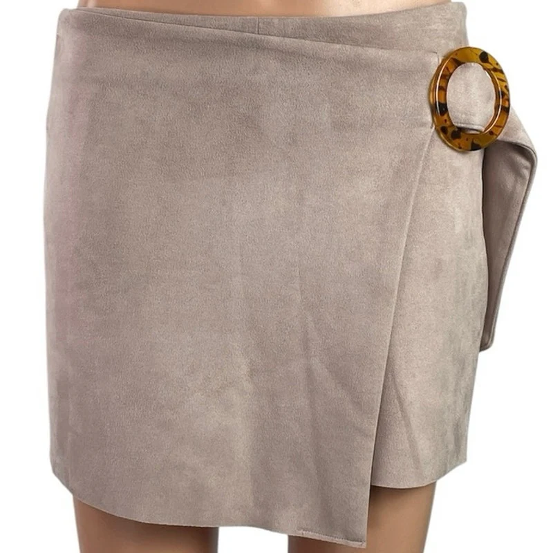 Zara Women's Beige Faux Suede Zip Y2k Ring Boho Mini Skirt Short Skort Size S - Image 5