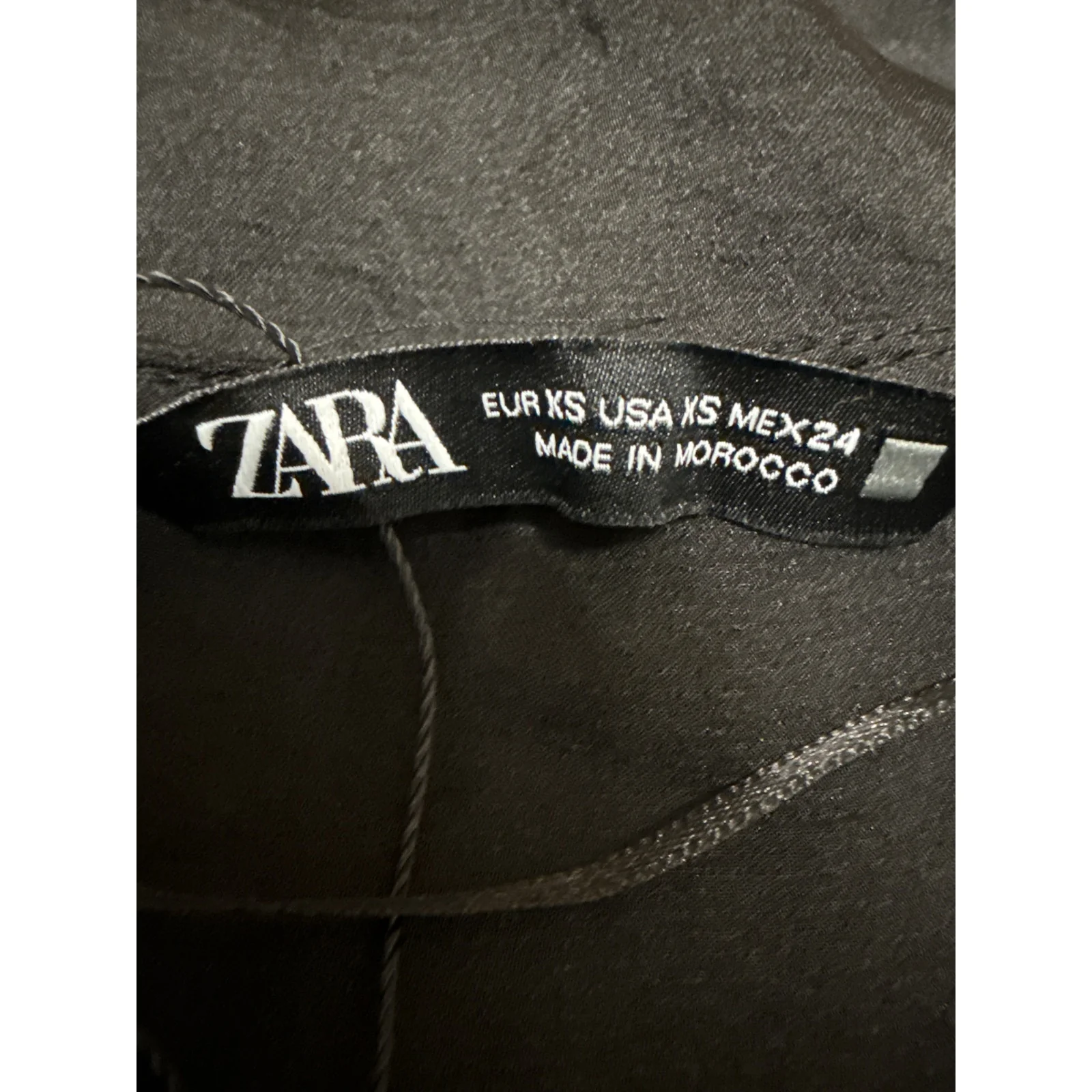 Zara Women's Black Bell Sleeves V Neck Twist Front Cropped Blouse Top Size XS - Image 3