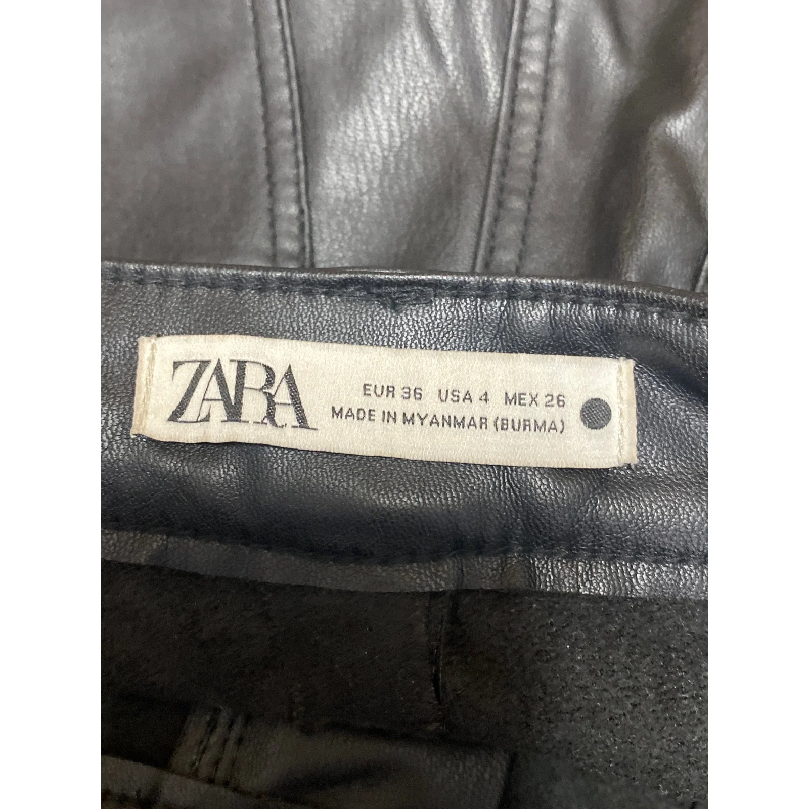 Zara Women's Black Faux Leather Vegan High Rise Straight Leg Trousers Pants Sz 4 - Image 5