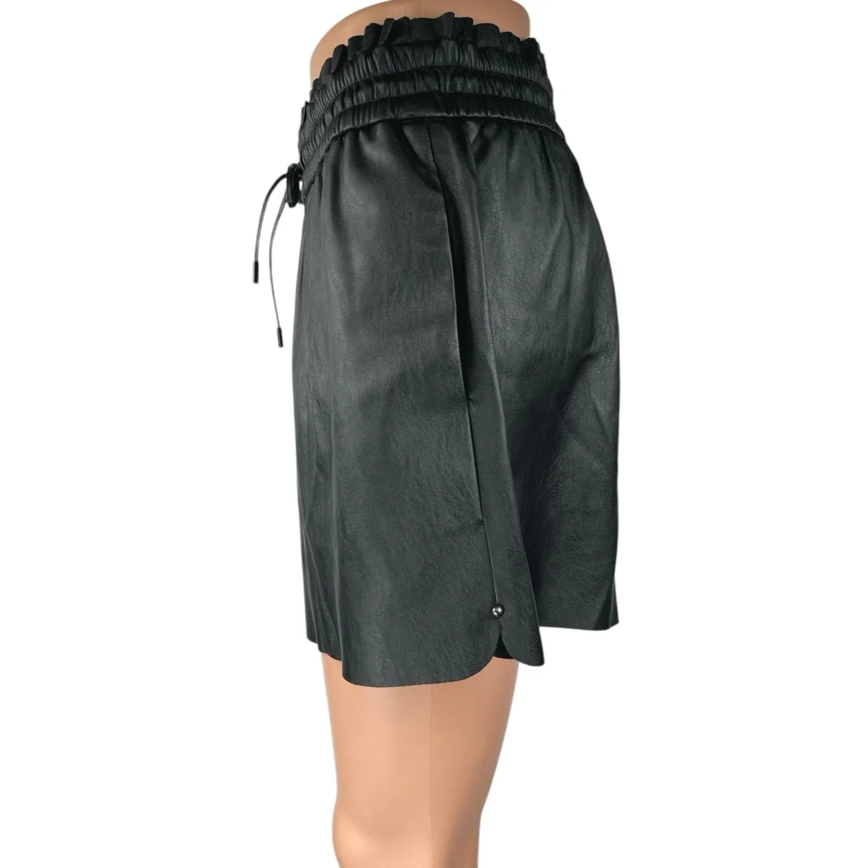Zara Women's Black Faux Vegan Leather Pleated High Waist Paperbag Shorts Size M - Image 2