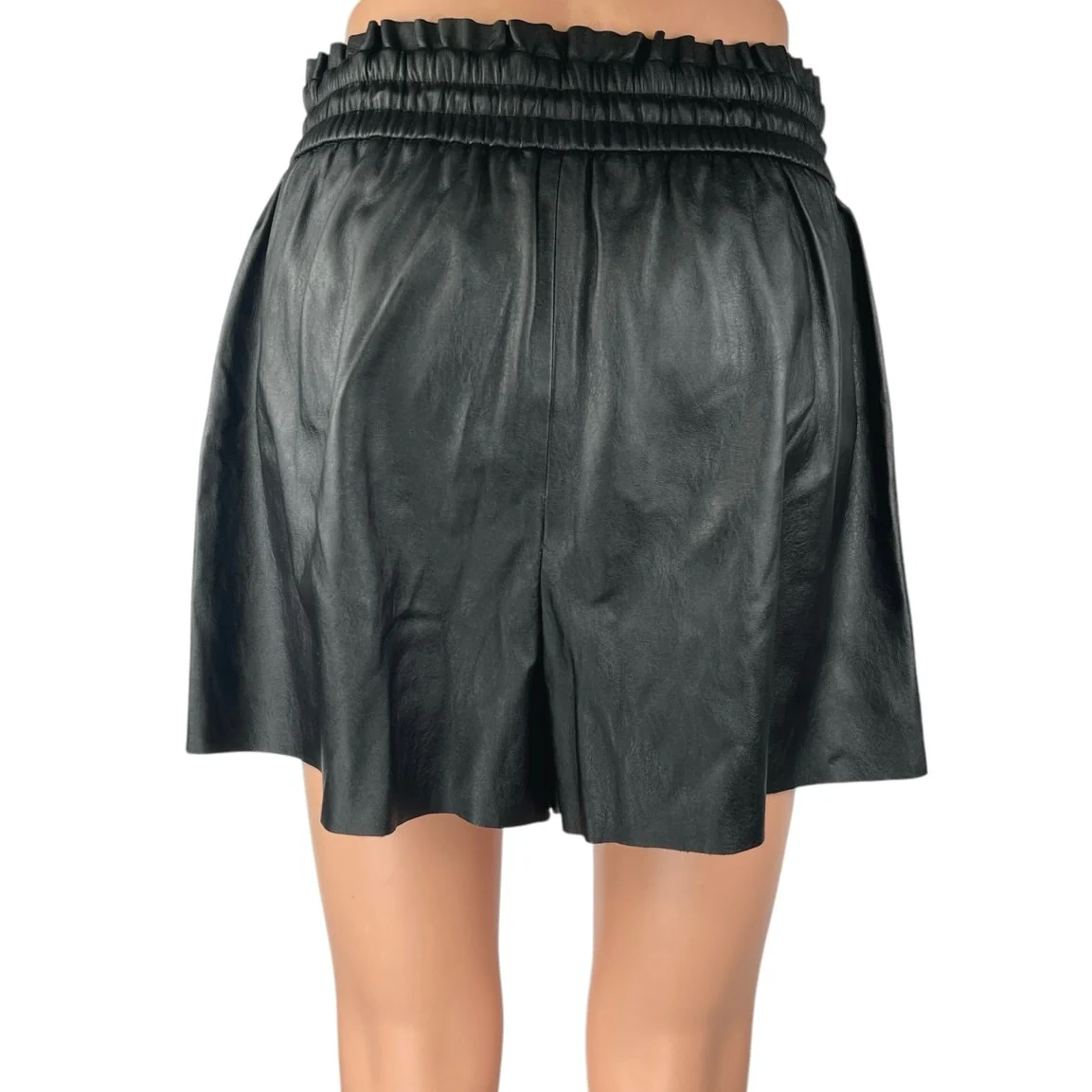 Zara Women's Black Faux Vegan Leather Pleated High Waist Paperbag Shorts Size M - Image 3