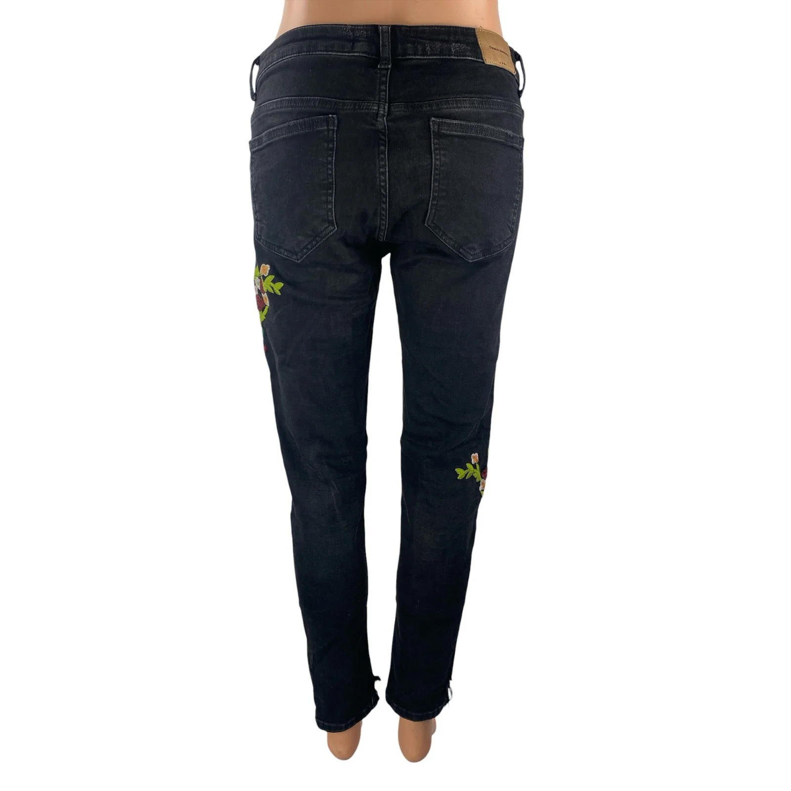 Zara Women's Black Floral Patch Embroidered Mid Rise Skinny Denim Jeans Size 8 - Image 4