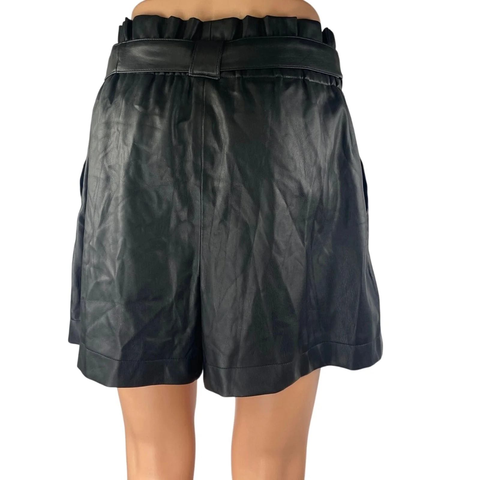 Zara Women's Black High Rise Tie Waist Faux Leather Vegan Paperbag Shorts Size M - Image 3