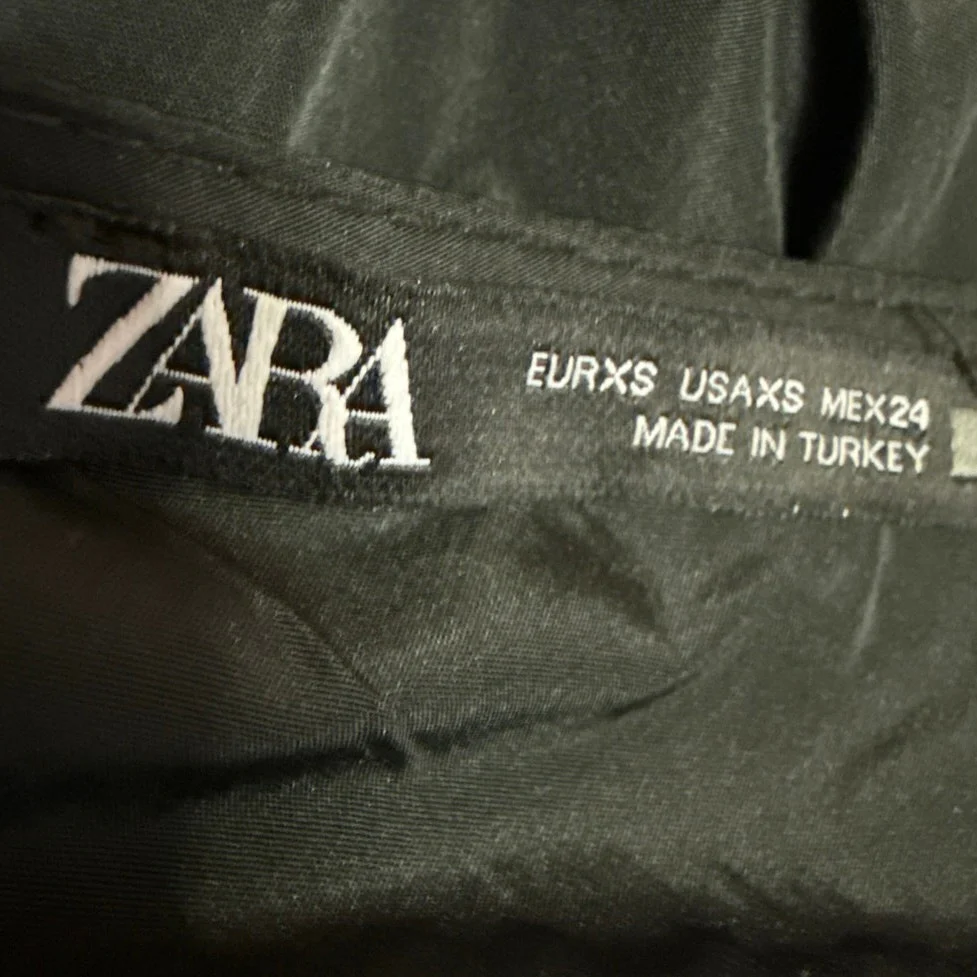 Zara Women's Black Puff Sleeve Surplice V-Neck Bow Peplum Blouse Top Size XS - Image 4