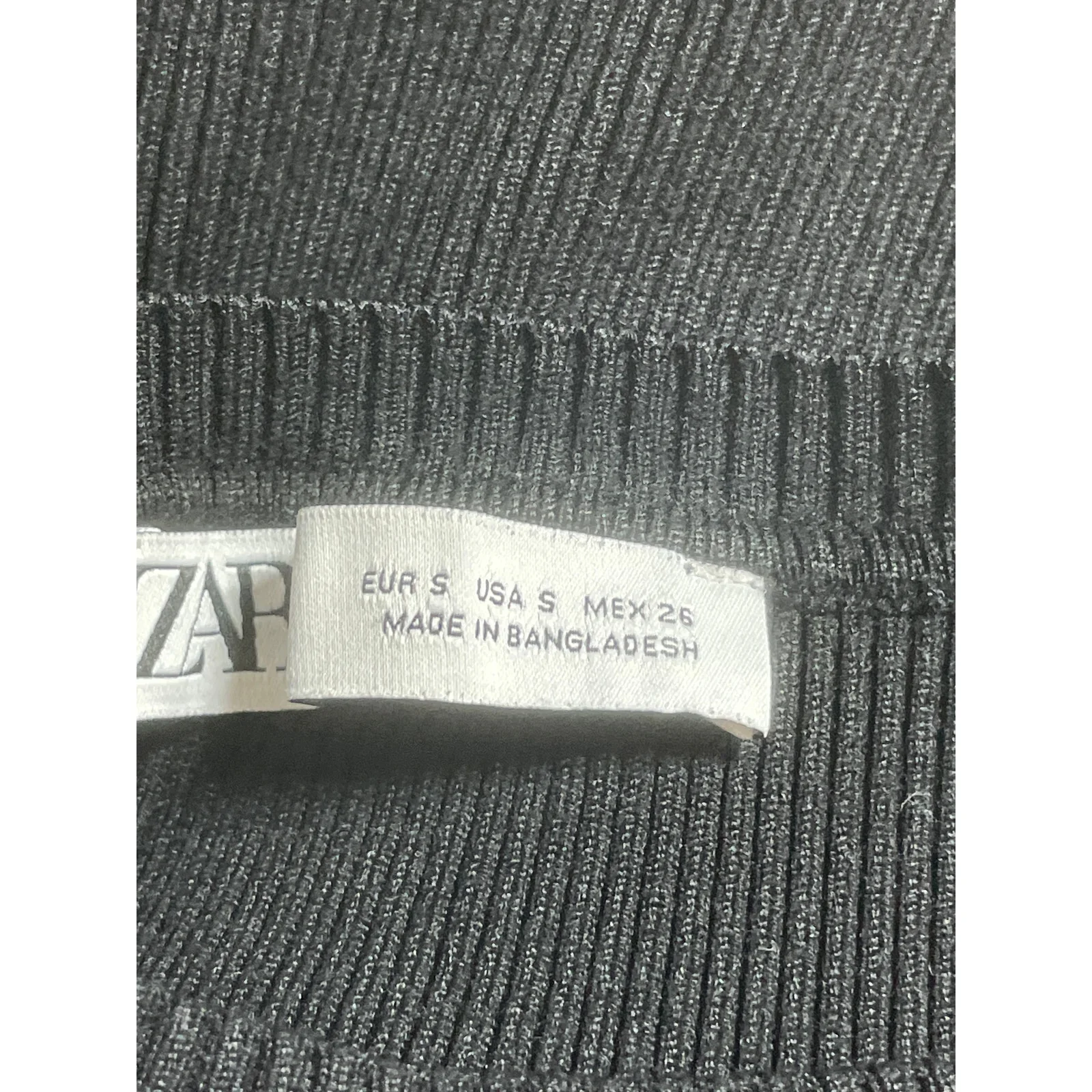 Zara Women's Black Ribbed Knit Mock Neck Sleeveless Slim Fit Crop Tank Top Sz S - Image 5