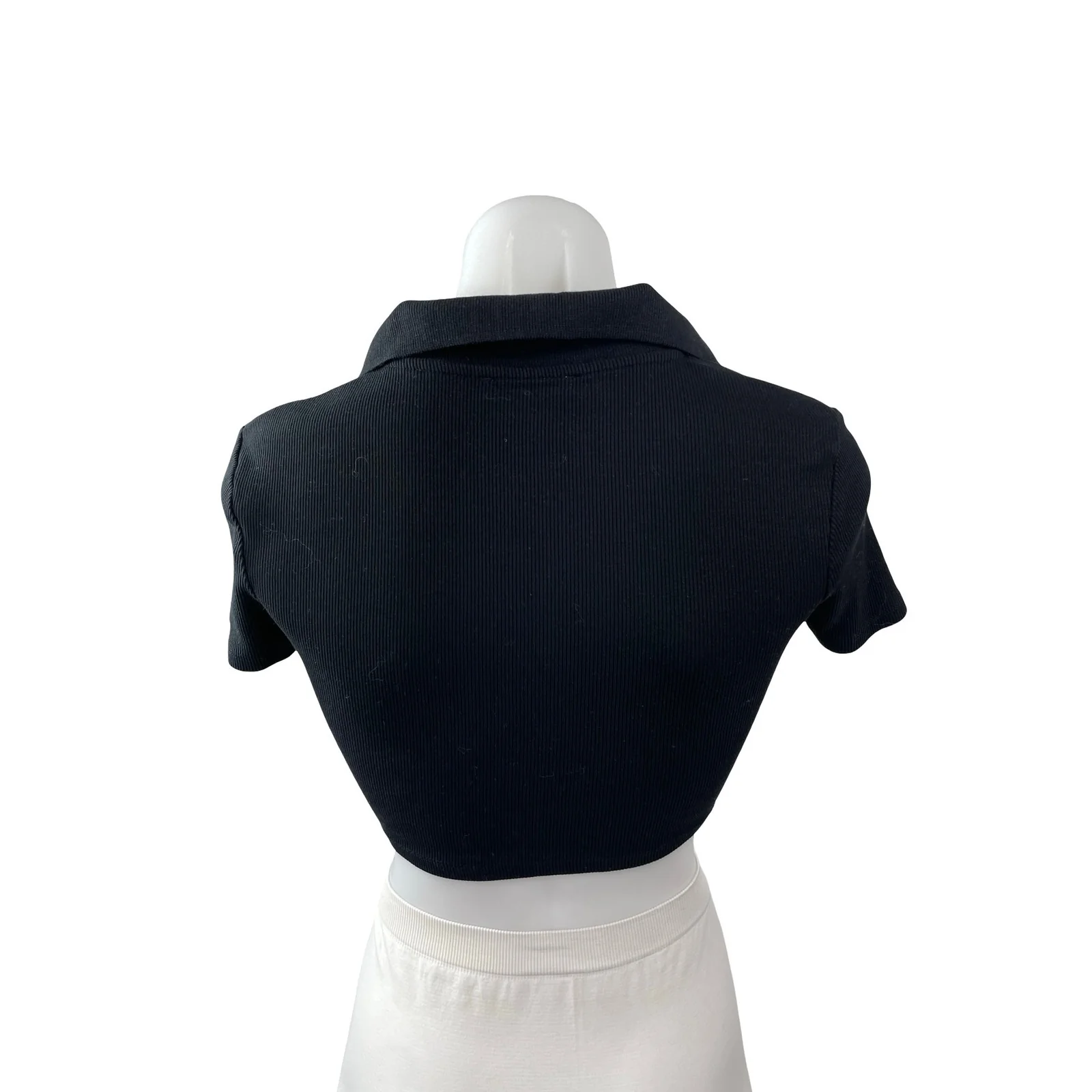 Zara Women's Black Ribbed Knit Short Sleeve V Neck Collared Polo Crop Top Size S - Image 4