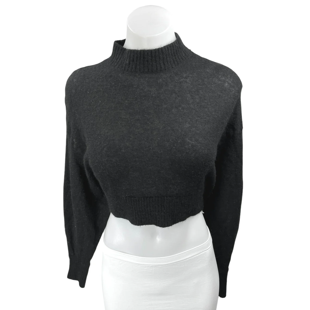 Zara Women's Black Wool Mock Neck Long Sleeve Pullover Crop Top Sweater Size M