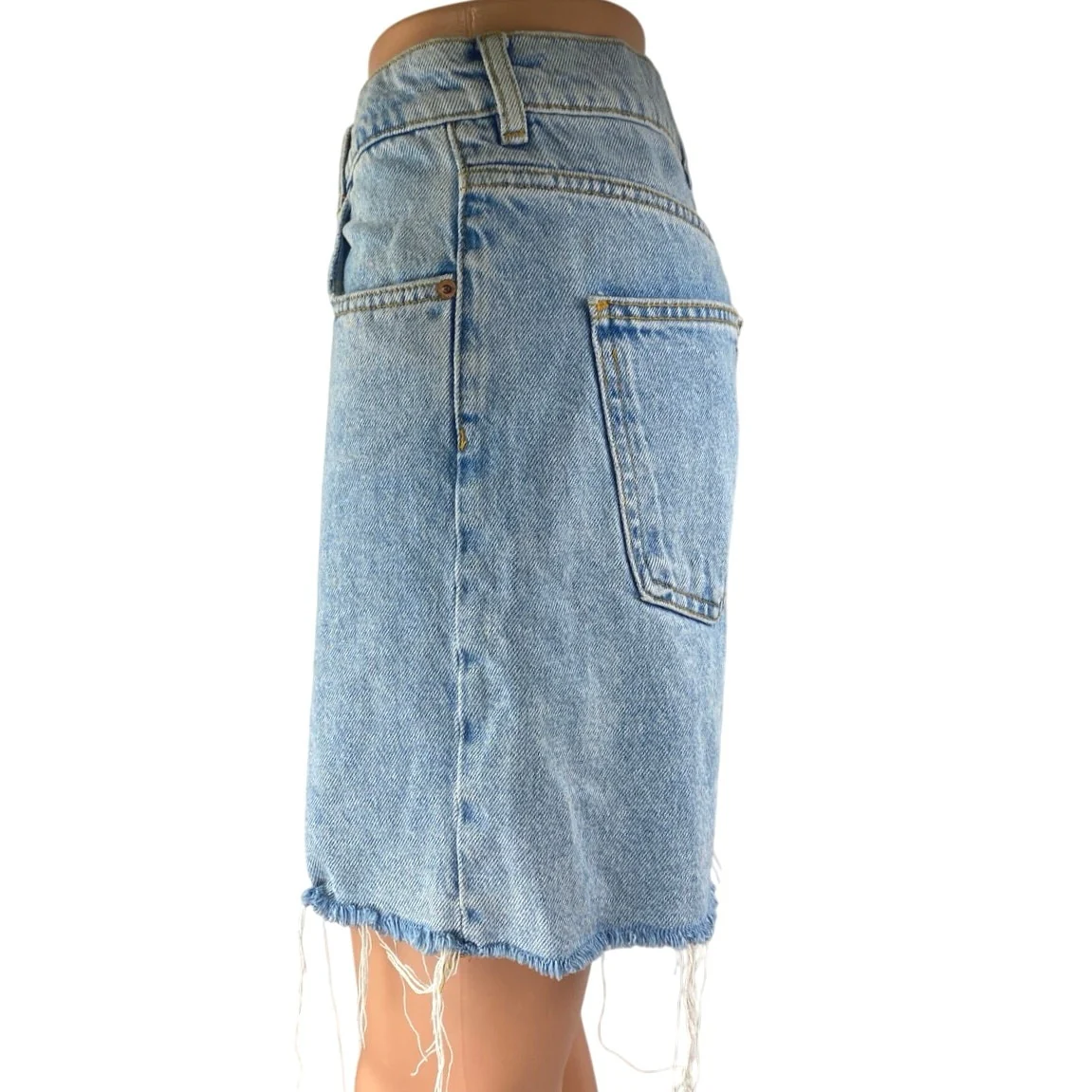 Zara Women's Blue High Waisted Raw Hem Boyfriend Bermuda Denim Jean Shorts 4 - Image 2