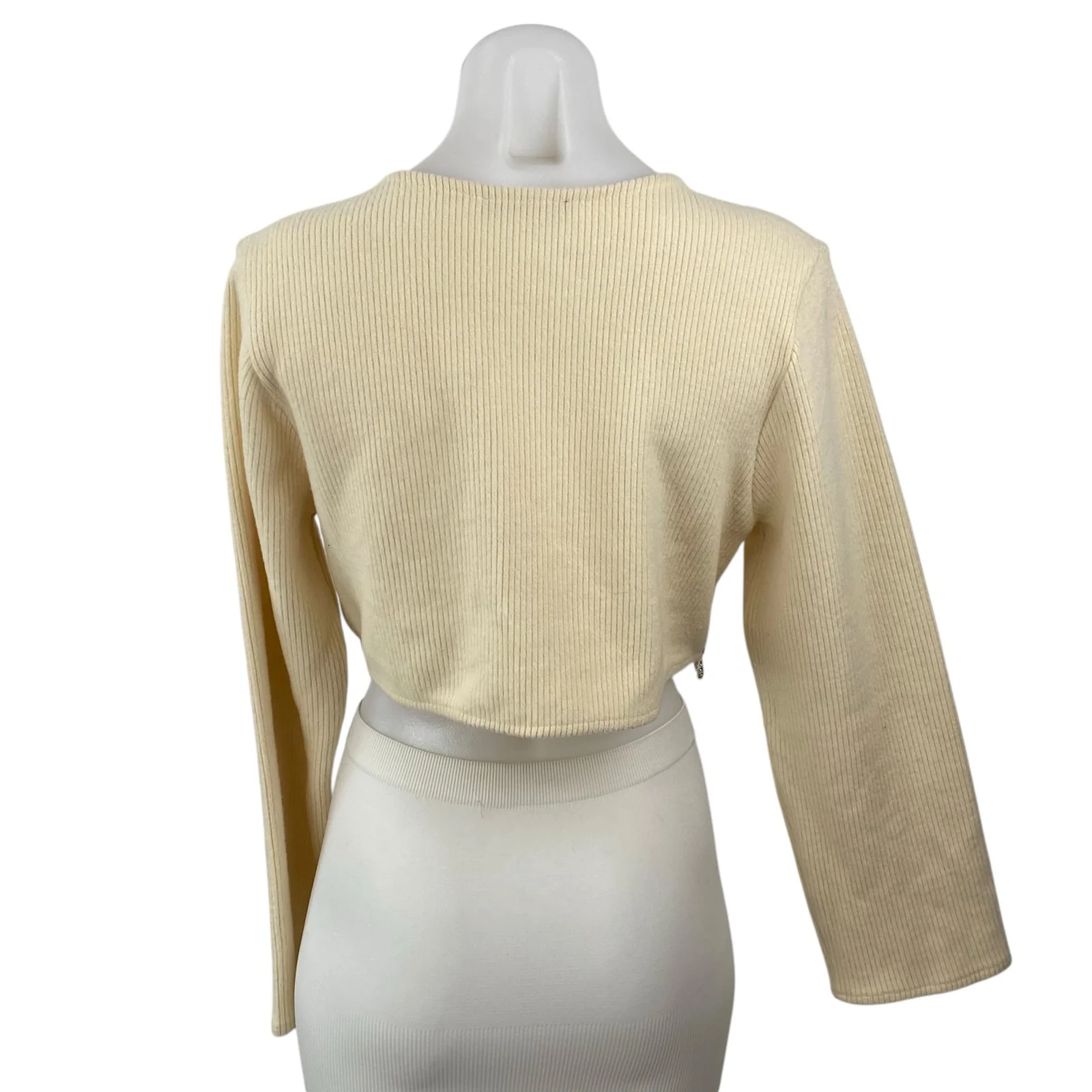 Zara Women's Cream Ribbed Knit Silver Fringe Long Sleeve Sweater Crop Top Size M - Image 4