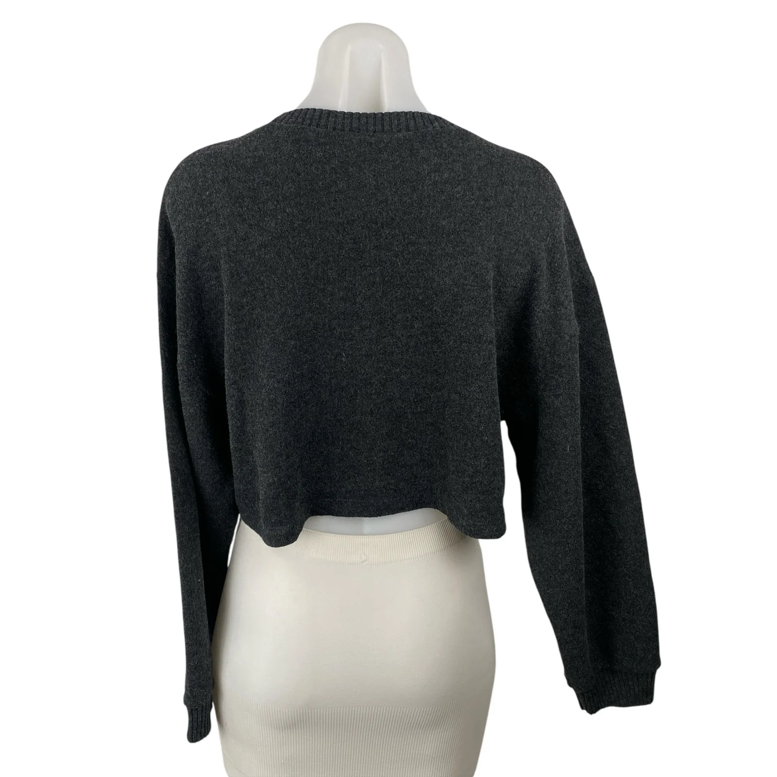 Zara Women's Gray Rhinestone Crew Neck Long Sleeve Crop Sweatshirt Sweater Top M - Image 4