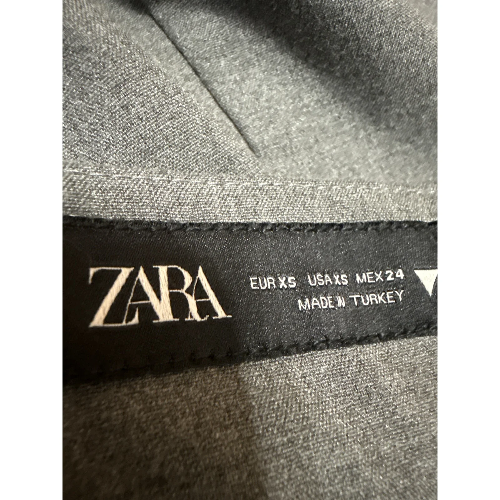 Zara Women's Gray Straight Leg High Waisted Pleated Trousers Dress Pants Size XS - Image 4