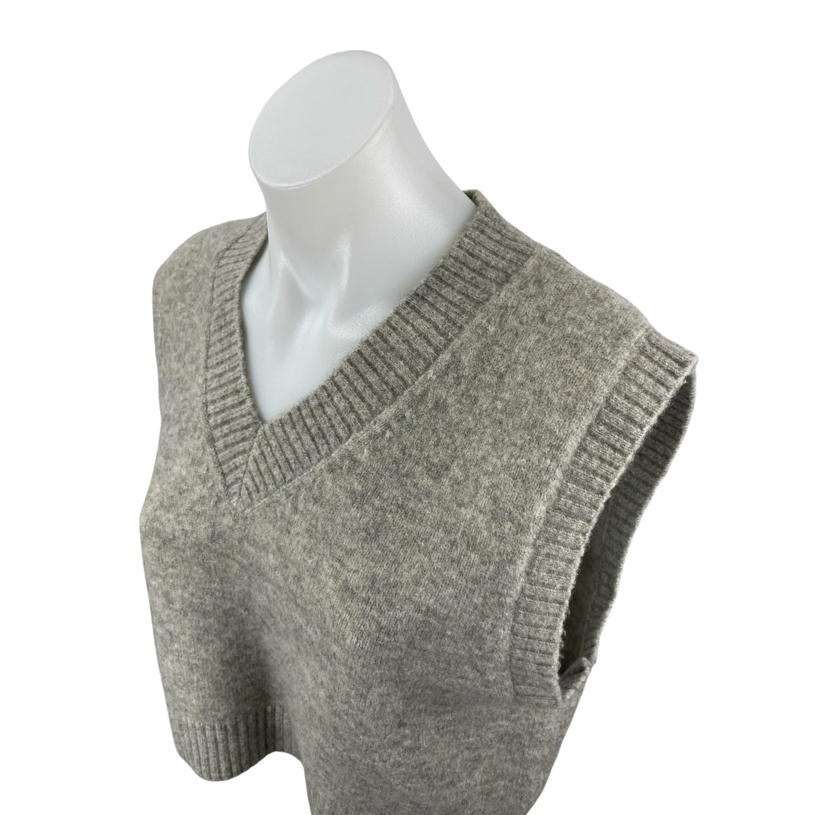 Zara Women's Gray Wool Sleeveless V Neck Crop Tank Waistcoat Sweater Vest Top S - Image 2