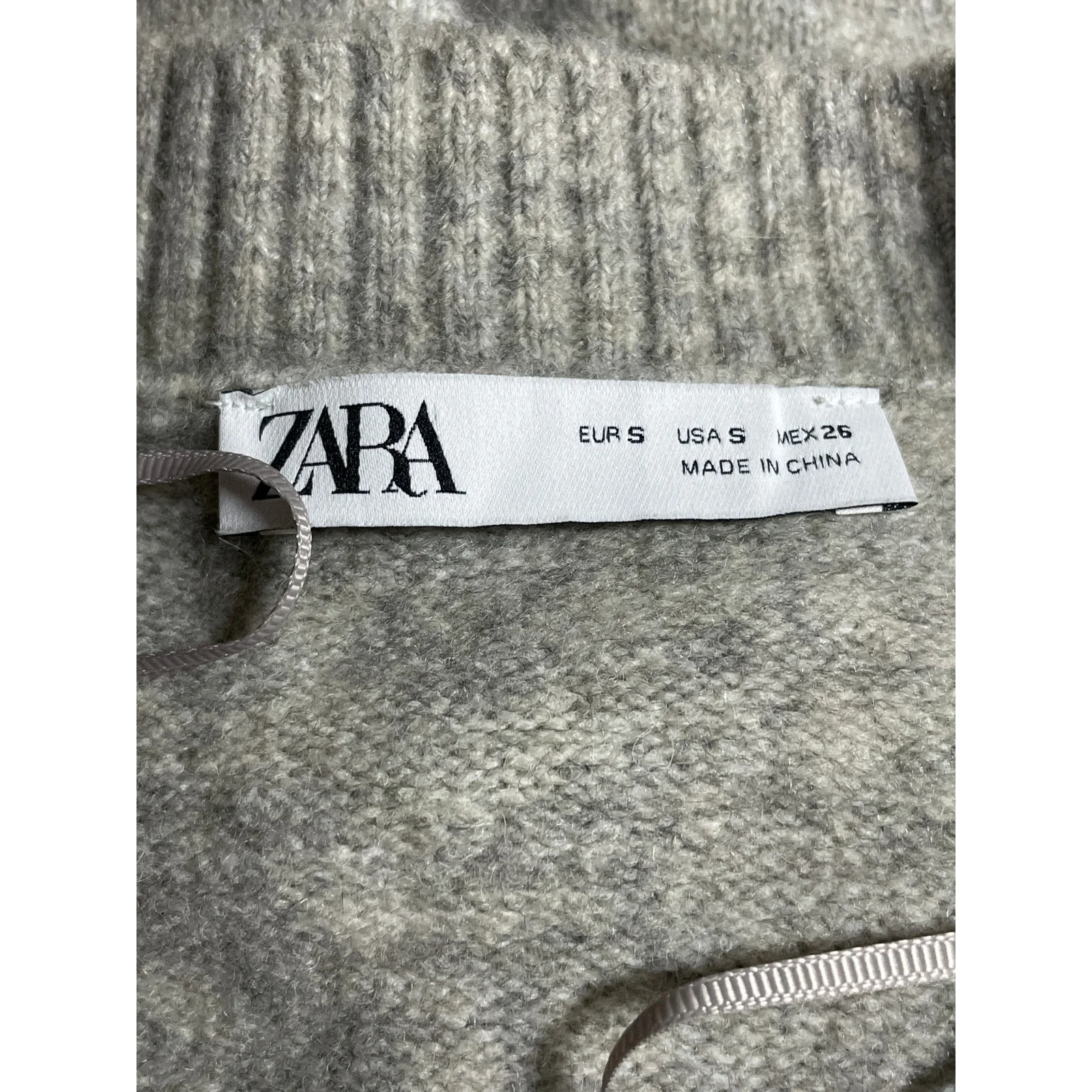 Zara Women's Gray Wool Sleeveless V Neck Crop Tank Waistcoat Sweater Vest Top S - Image 5