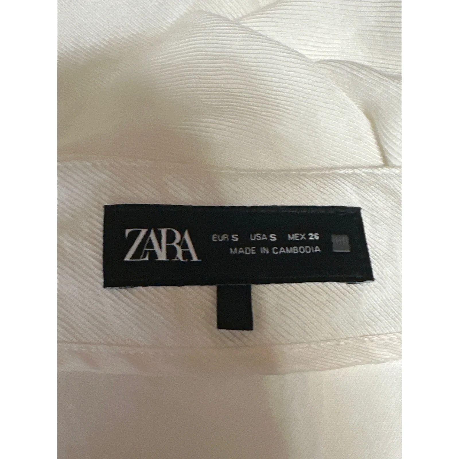 Zara Women's White High Waisted Pleated Tapered Carrot Trousers Pants Size S - Image 5