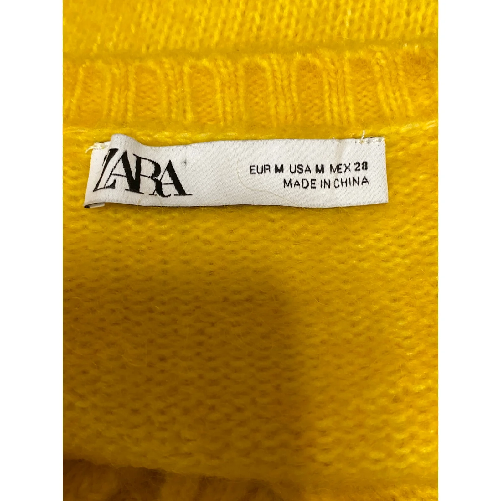 Zara Women's Yellow Long Sleeve Knit Alpaca Button Up Cardigan Sweater Top Sz M - Image 4